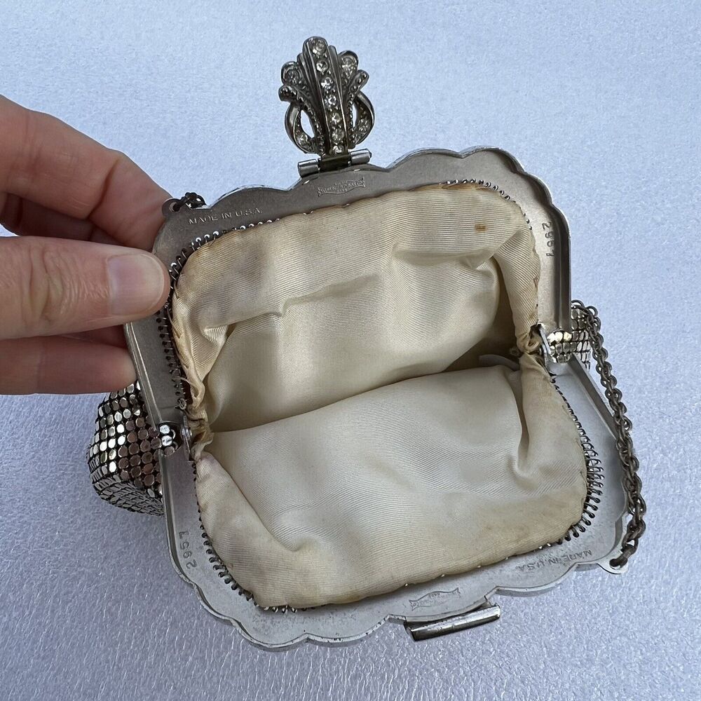Vintage Mesh Whiting & Davis Co Silver Hand Bag Purse with Rhinestone Closure - Picture 7 of 11